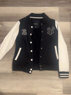 MLB Black & White New York Yankees Letterman Jacket
